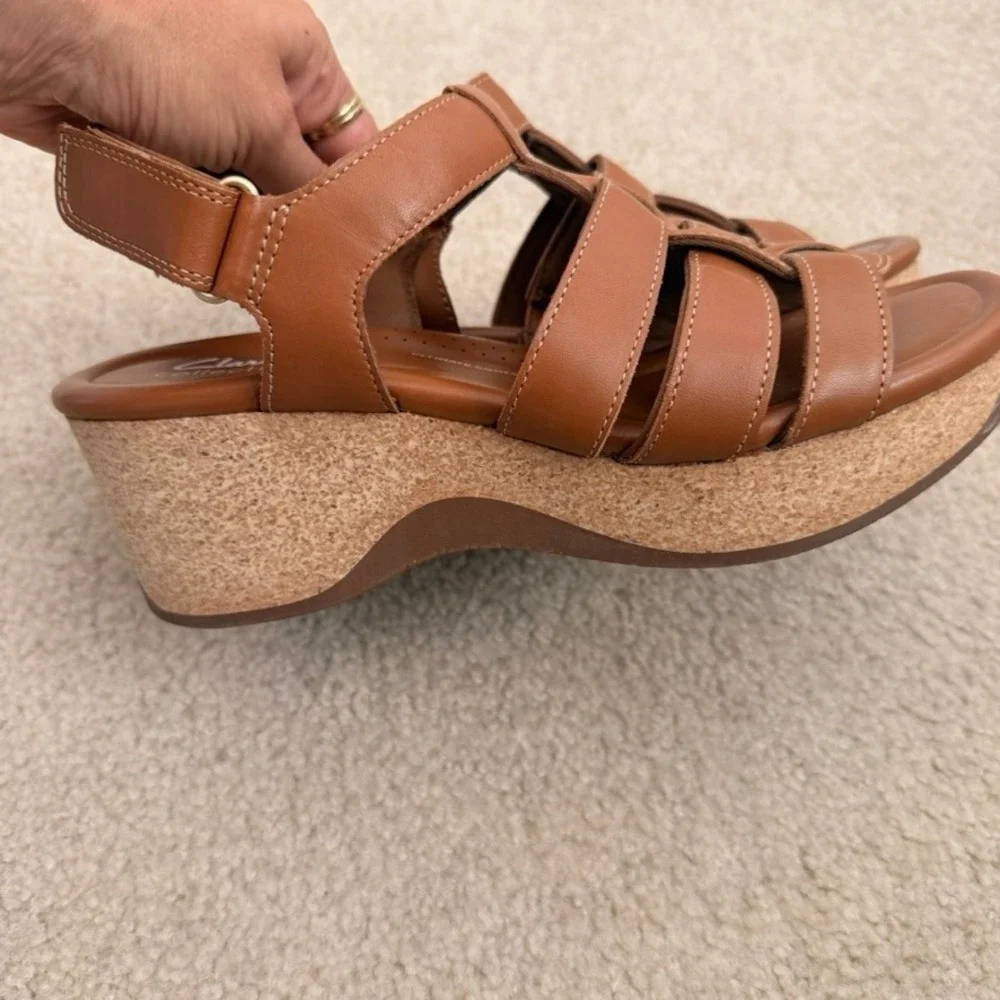 Clarks Collection Women x Jane Leather Tan Brown Strappy Wedge Sandals 9.5 M